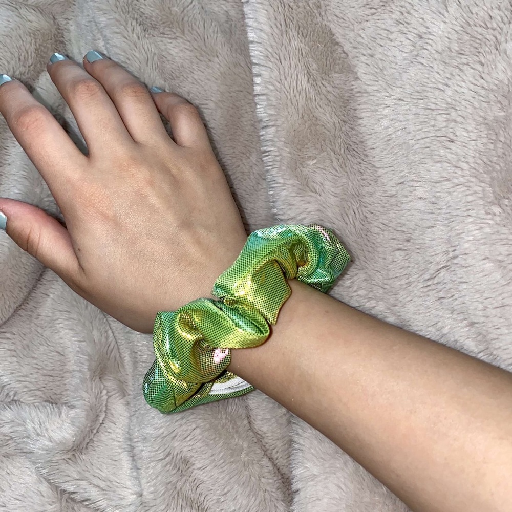 Zipper scrunchie - Picture 2 of 3